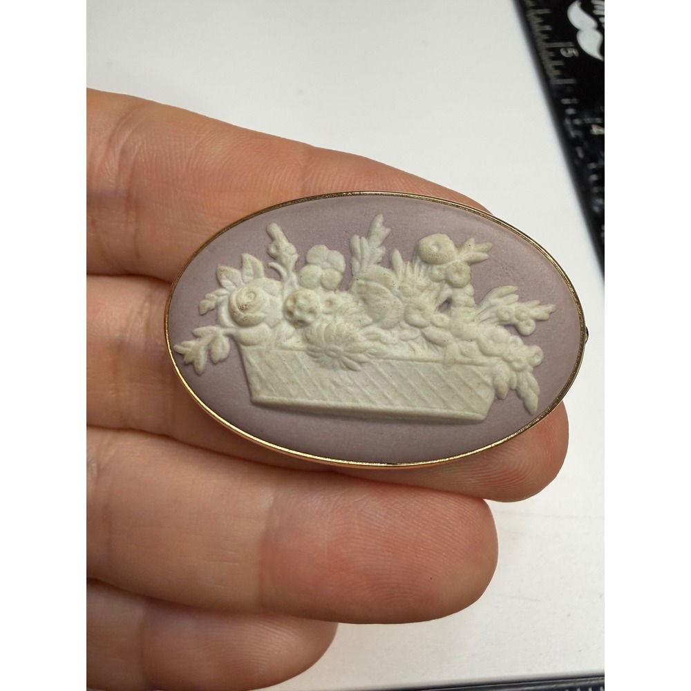 Wedgwood Jasperware Lilac Purple Floral Basket Brooch Made in England Oval Pin